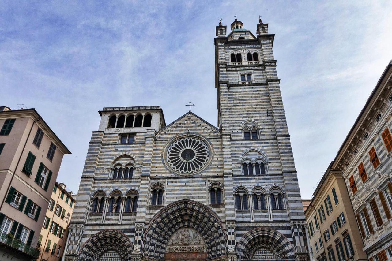 ג'נובה Appartamento Alla Cattedrale Di San Lorenzo By Wonderful Italy מראה חיצוני תמונה